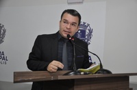 Teles cobra inclusão de duas ruas no projeto de pavimentação do Bairro Bom Sucesso 