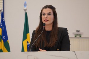 Thais Souza celebra sucesso de projeto de castração de animais