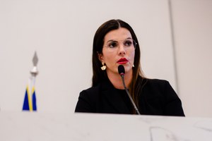 Thaís Souza defende causa animal no lançamento da Frente Parlamentar do Terceiro Setor da Alego 