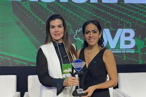 Thaís Souza recebe prêmio nacional por inovação em bem-estar animal