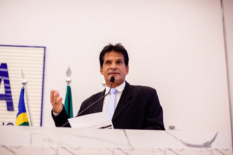 Vereador João da Luz traz devolutiva da Saneago sobre esgoto nos bairros Leblon e Copacabana