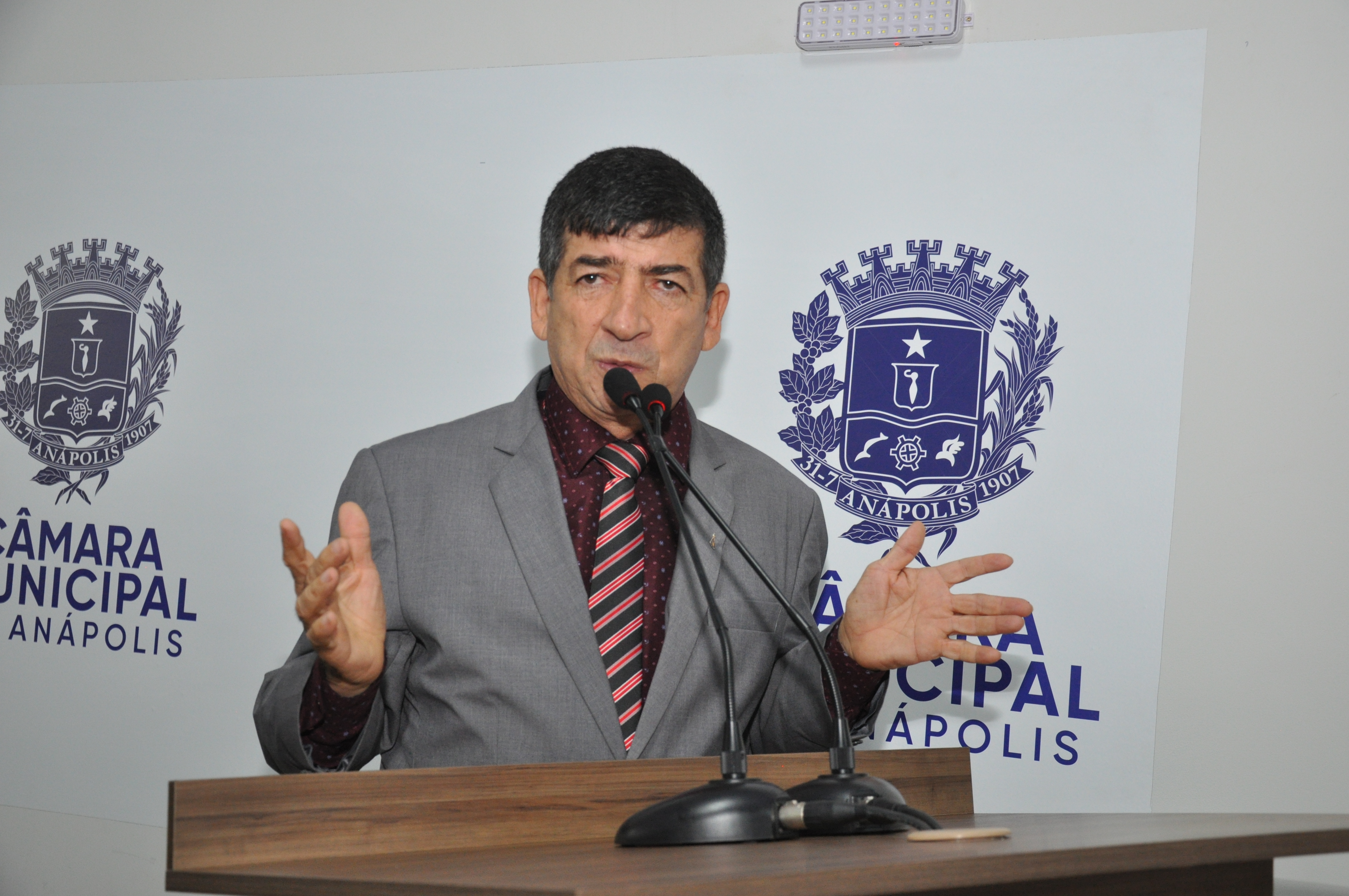 Vereador Lélio Alvarenga chama atenção para fechamento do Pronto Socorro da Santa Casa