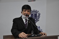 Vereador Lélio Alvarenga pede que autoridades reconheçam e valorizem profissionais de saúde