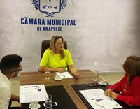 Vereadora Cleide Hilário recebe parlamentar de Santo Antônio do Descoberto