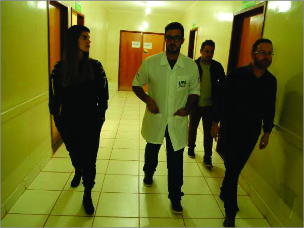 Vereadora Thaís Souza visita UPA e conversa com pacientes na unidade