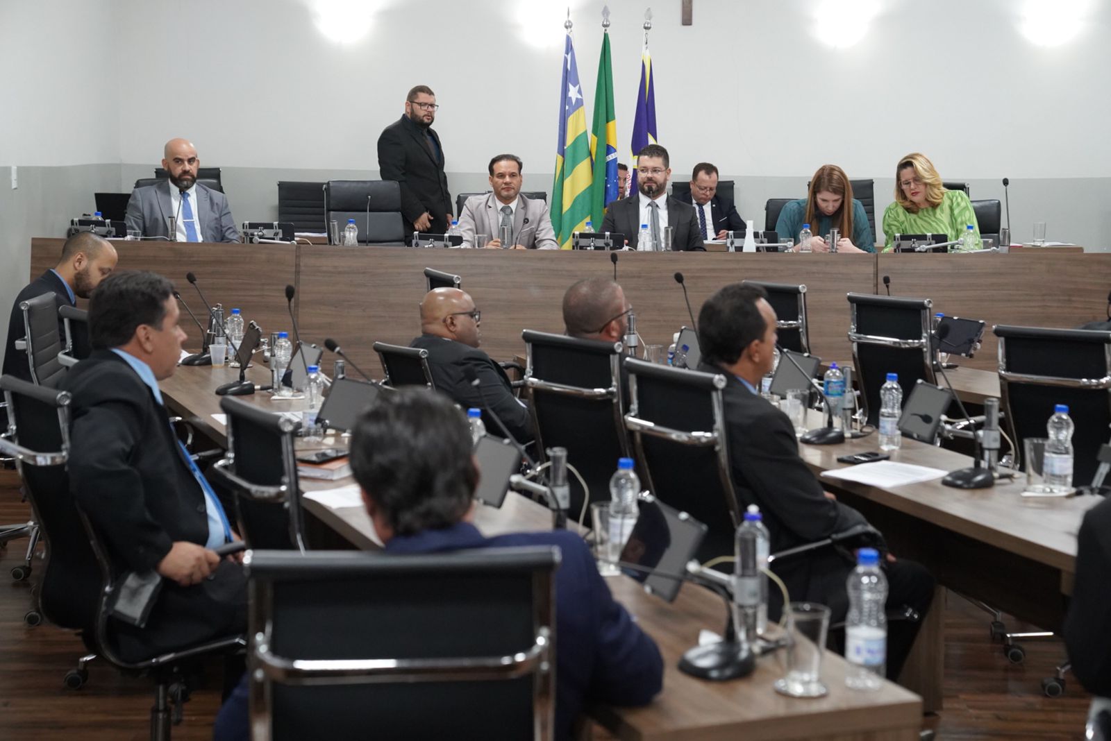 Vereadores aprovam alterações na lei da Torcida Premiada e no Estatuto do Magistério em sessão extraordinária