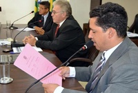  Vereadores aprovam aumento de salário a funcionários da Camara