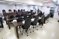 Vereadores cobram Saneago e Secretaria de Obras por serviços em Anápolis