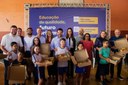 Vereadores participam da abertura do ano letivo e entrega de kits escolares