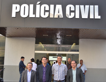 Vereadores participam de inauguração da nova sede da Polícia Civil