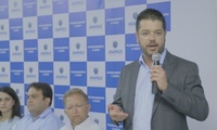 Vereadores participam de posse de novos secretários de Roberto Naves