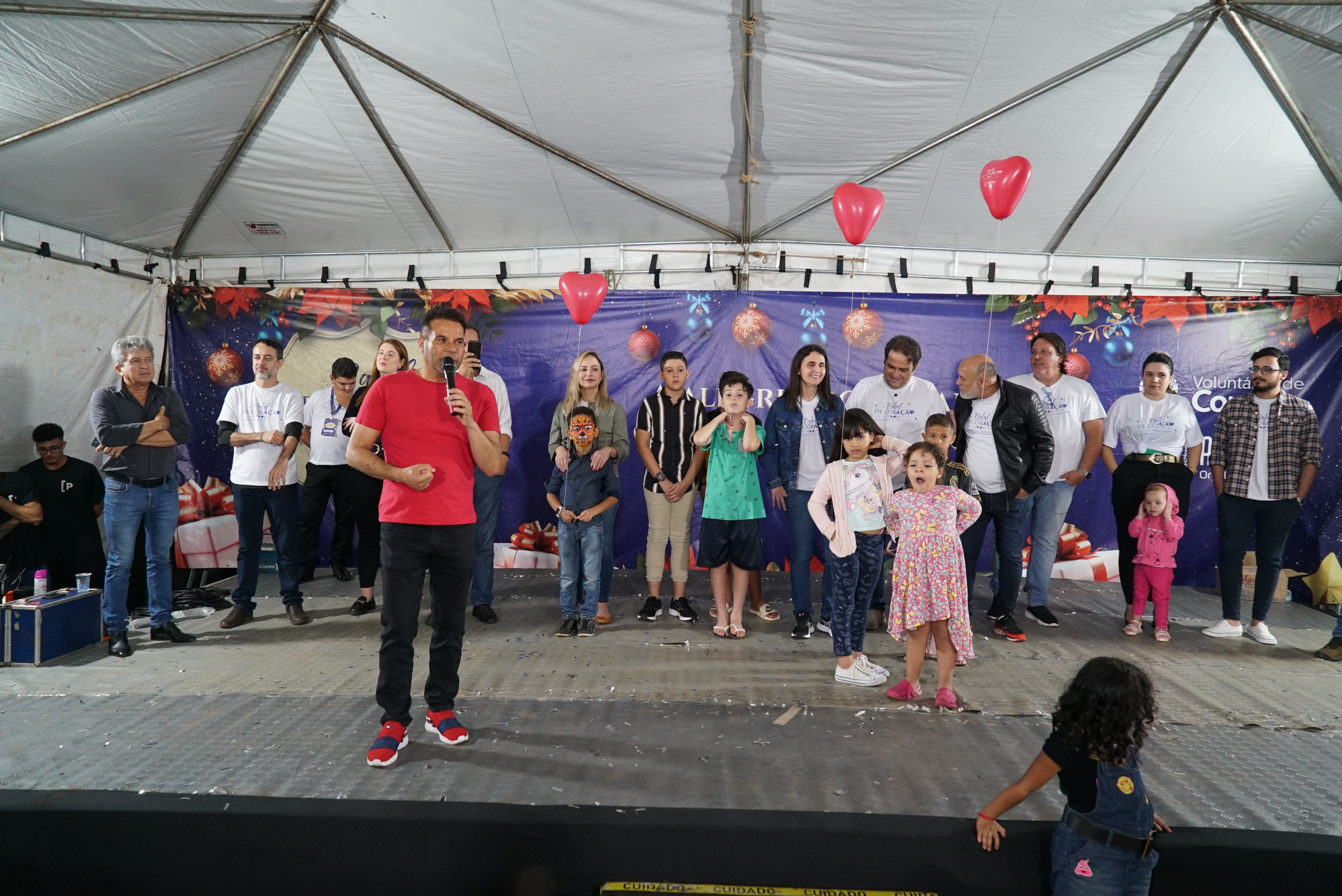 Vereadores participam do Natal de Coração no Bairro São João