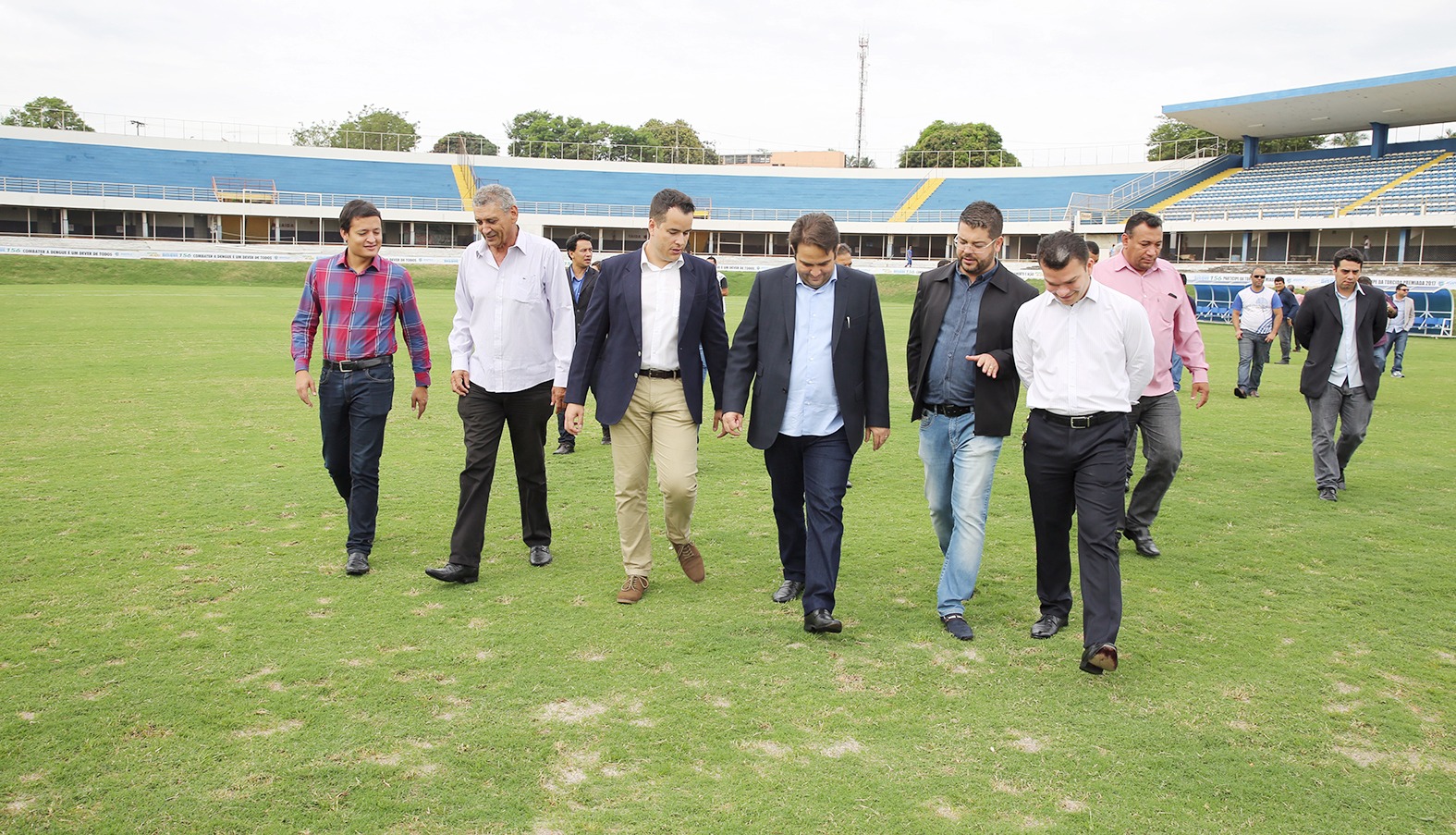 Vereadores participam, no Jonas Duarte, do lançamento da campanha Torcida Premiada 2017