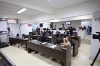 Vereadores pedem obras e policiamento em sessão