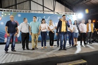 Vereadores prestigiam Natal de Coração no Filostro; crianças se emocionam com Papai Noel