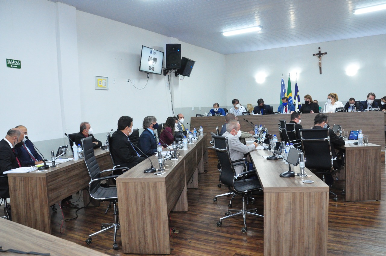 Vereadores recebem presidente e diretores da Saneago