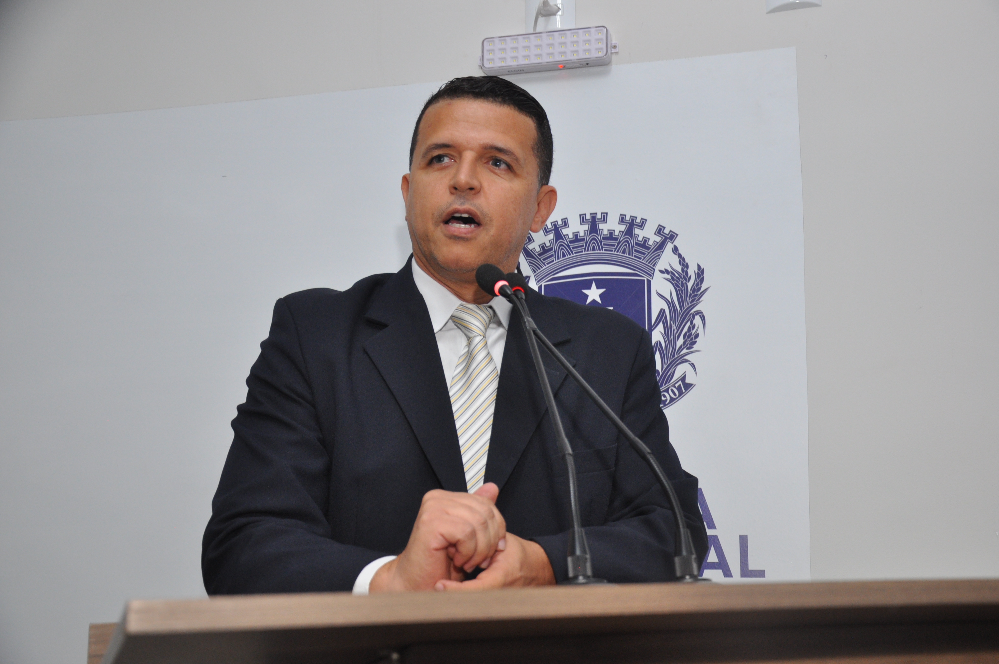 Wederson diz que Executivo trabalha com planejamento e segue cronograma para entrega de obras