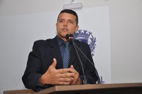 Wederson Lopes afirma na tribuna que críticas à Saúde municipal são requentadas 